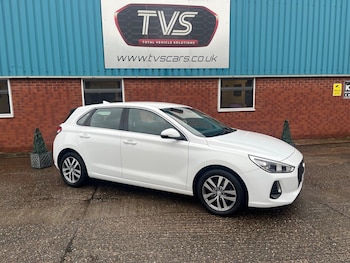 Used Hyundai i30 2018 for sale - 76550493: Photo