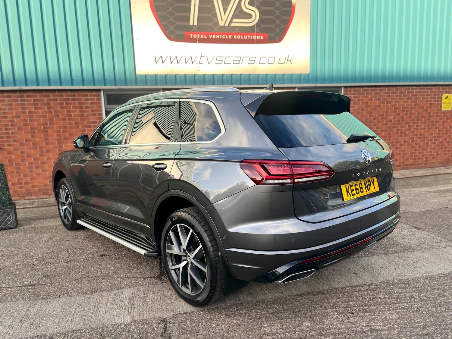 Used Volkswagen Touareg 2019 for sale - 76398385: Photo 13