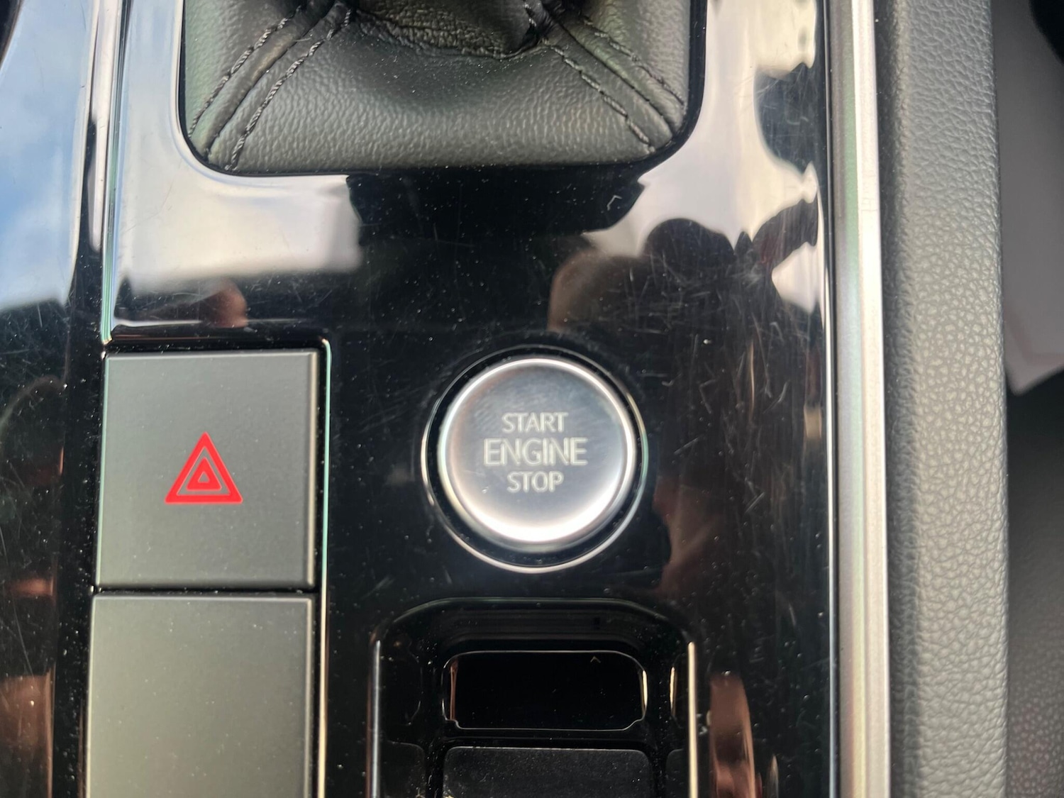 Used Volkswagen Touareg 2019 for sale - 76398385: Photo 25