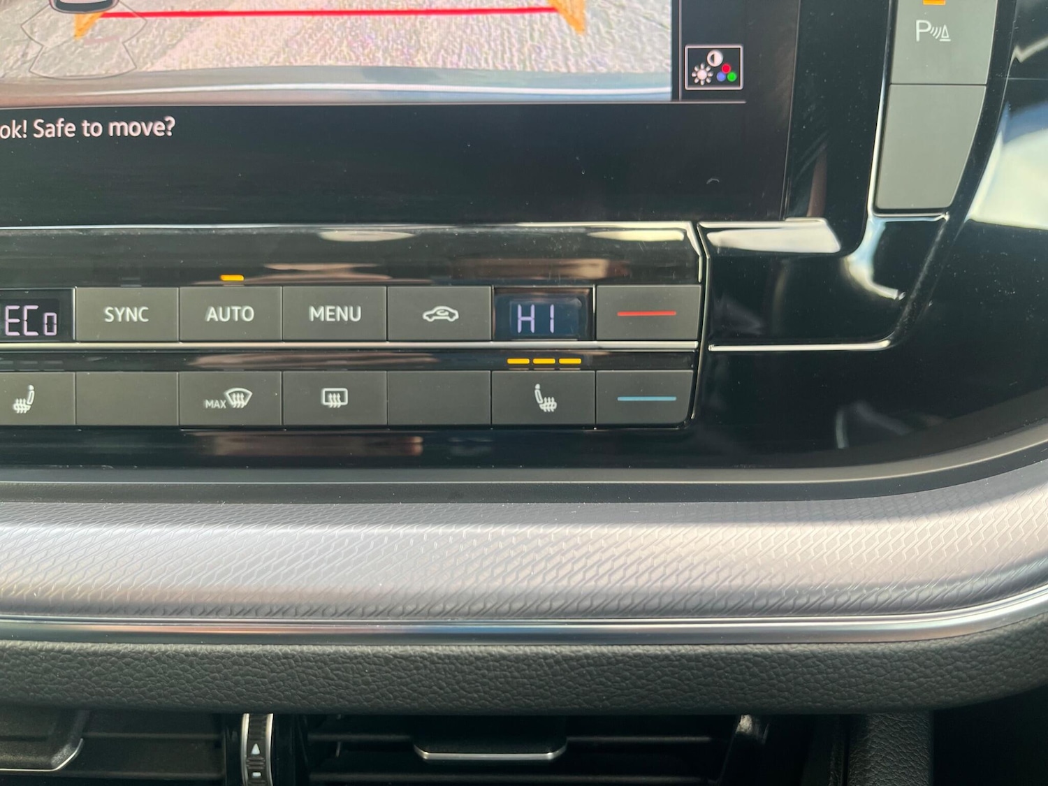 Used Volkswagen Touareg 2019 for sale - 76398385: Photo 29