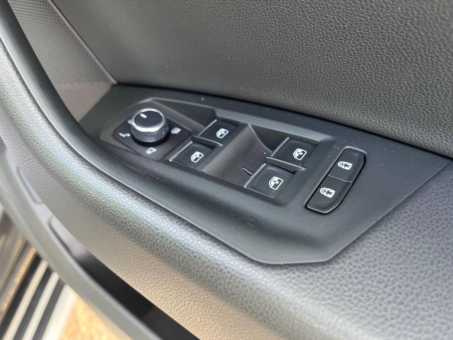 Used Volkswagen Touareg 2019 for sale - 76398385: Photo 34