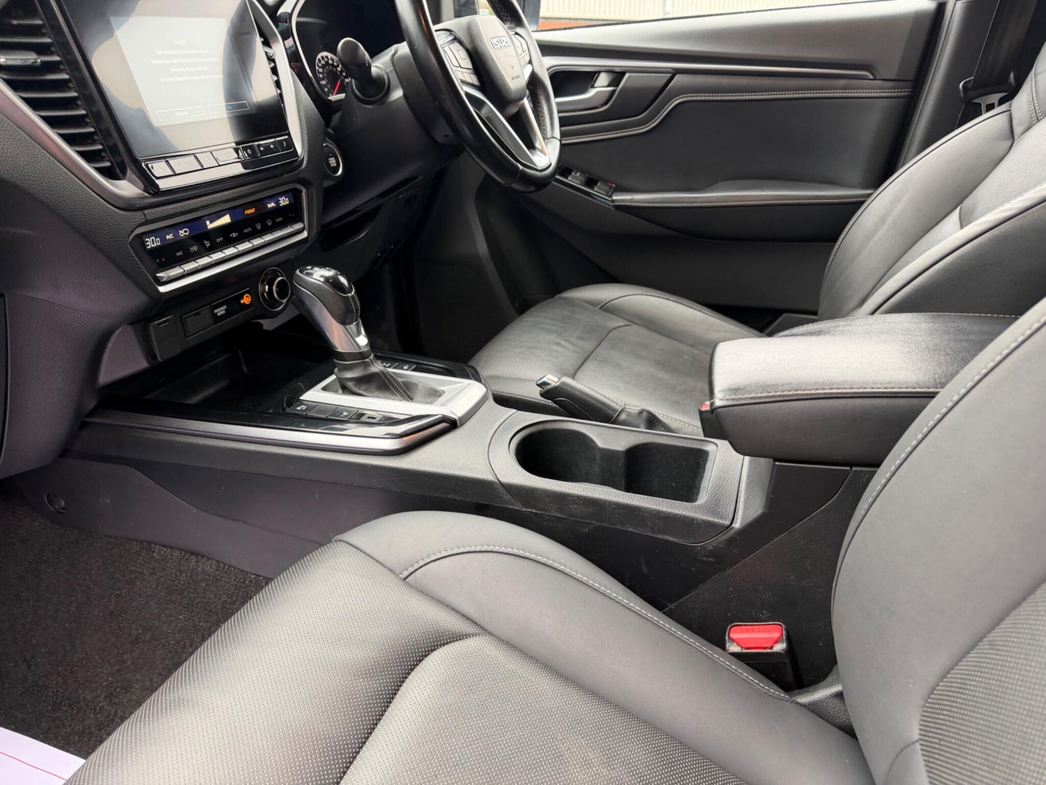 Used Isuzu D-Max 2022 for sale - 77278848: Photo 8