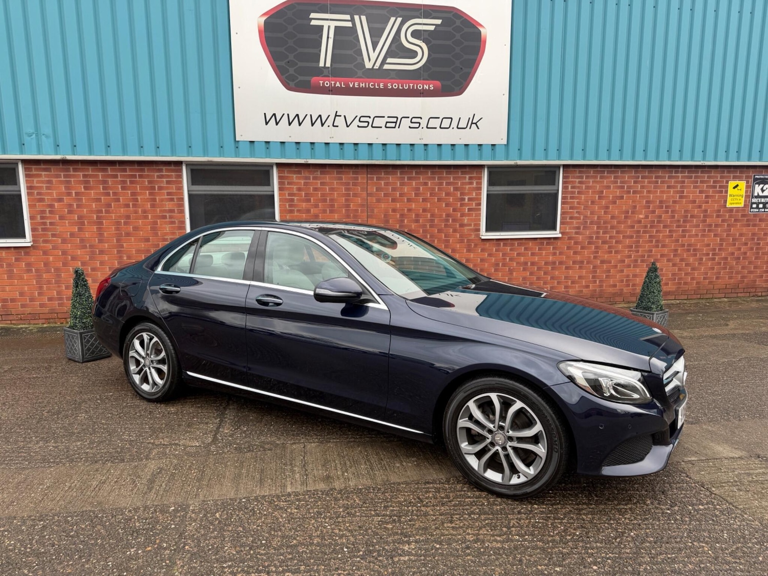 Used Mercedes-Benz C Class 2015 for sale - 78046776: Photo 4