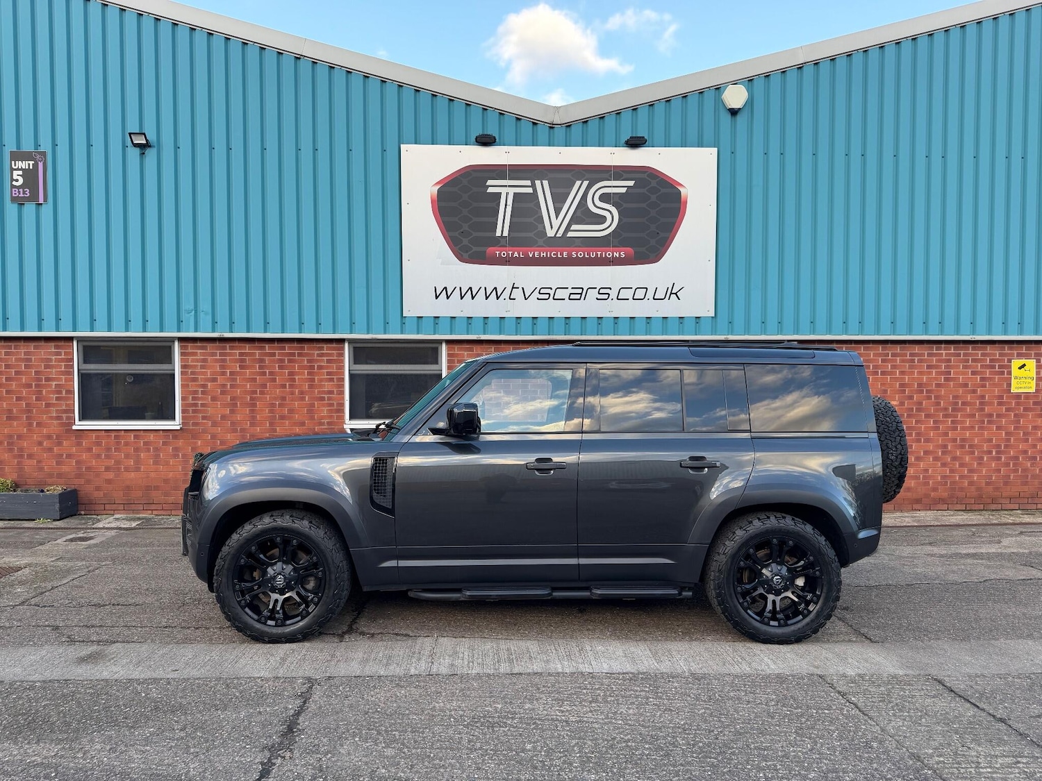 Used Land Rover Defender 110 2022 for sale - 76742966: Photo 17