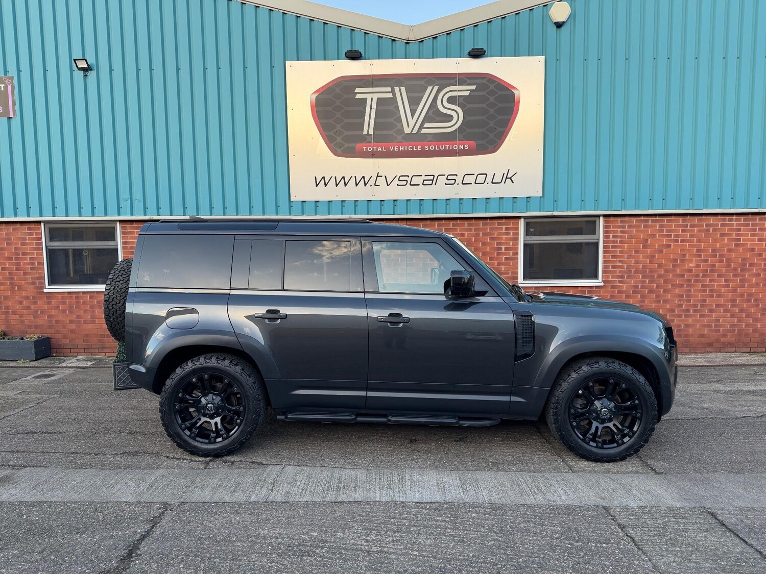 Used Land Rover Defender 110 2022 for sale - 76742966: Photo 23