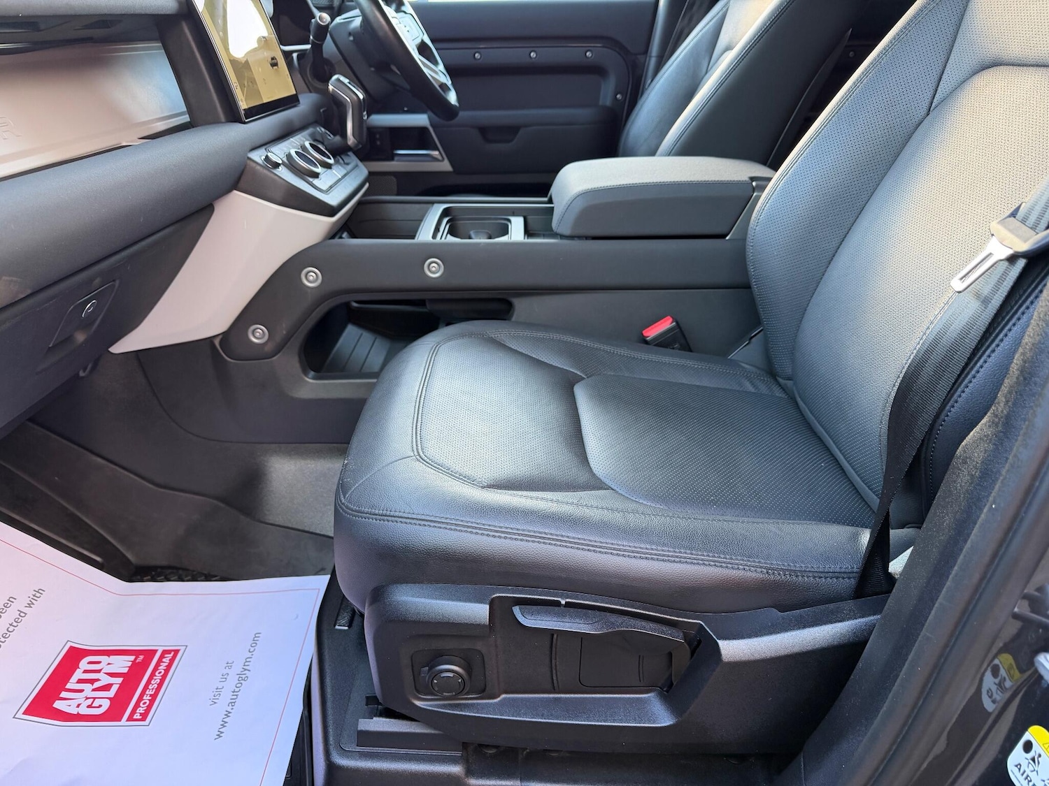 Used Land Rover Defender 110 2022 for sale - 76742966: Photo 8