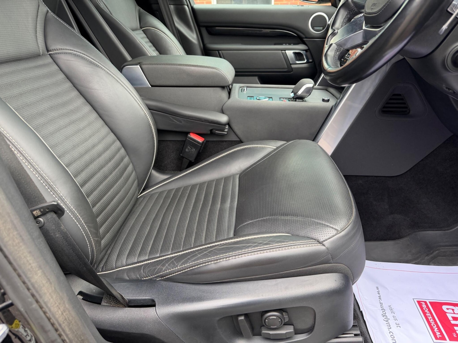 Used Land Rover Discovery 2021 for sale - 77305088: Photo 10