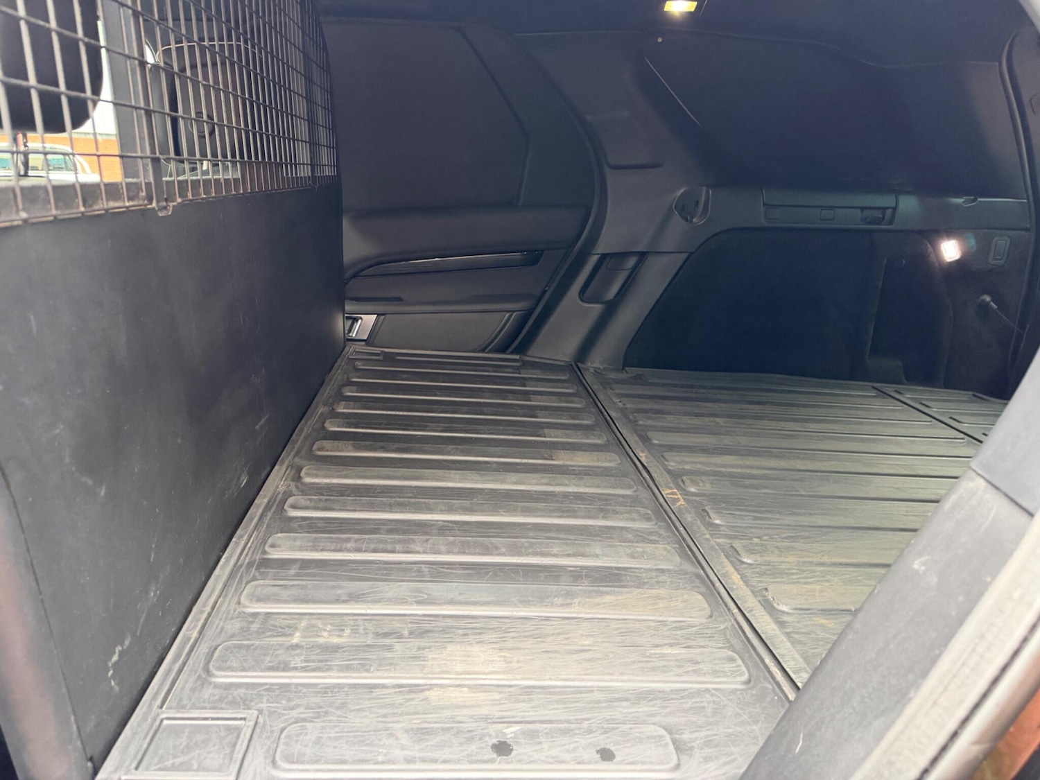 Used Land Rover Discovery 2021 for sale - 77305088: Photo 12