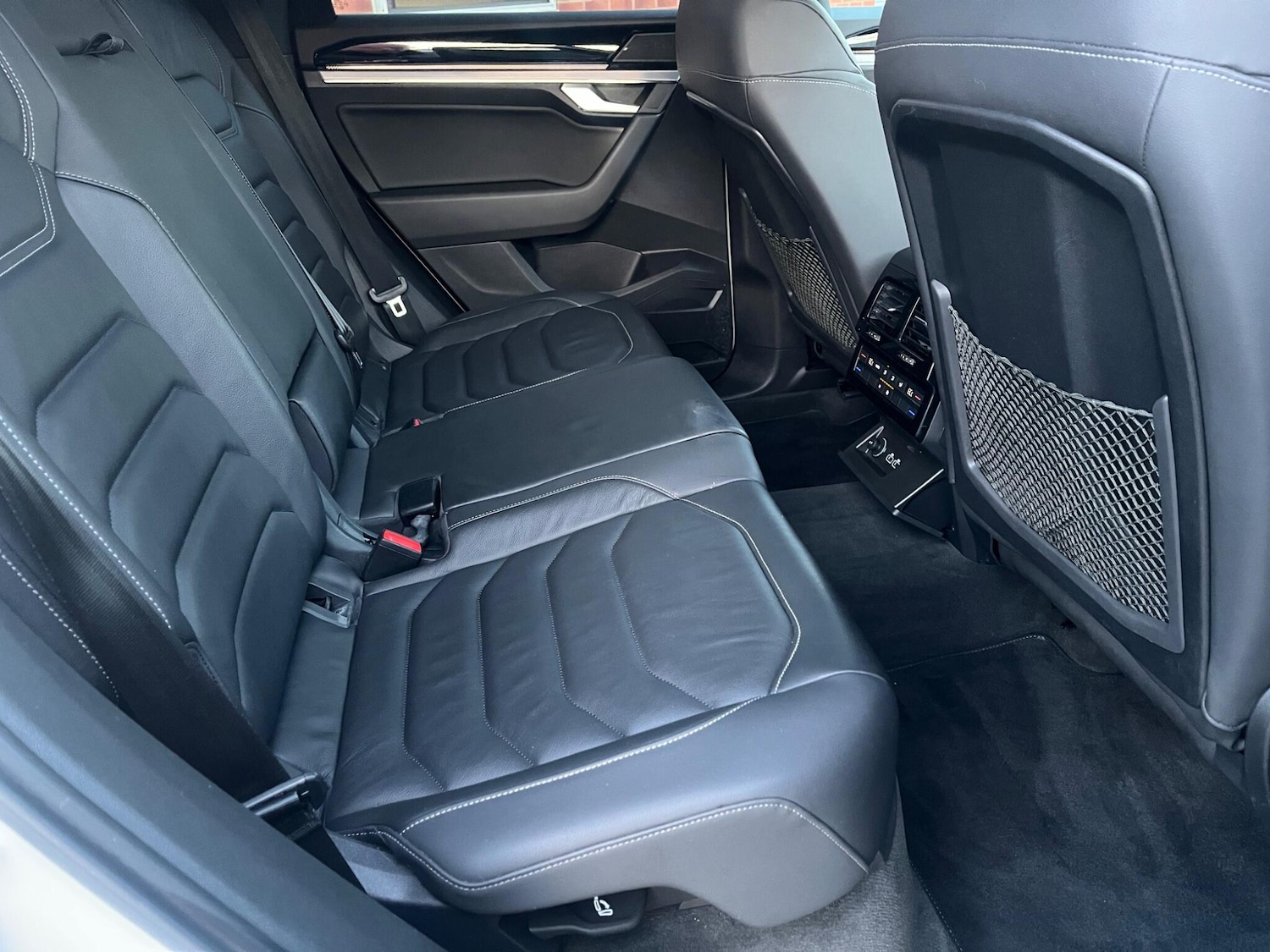 Used Volkswagen Touareg 2019 for sale - 76658863: Photo 13