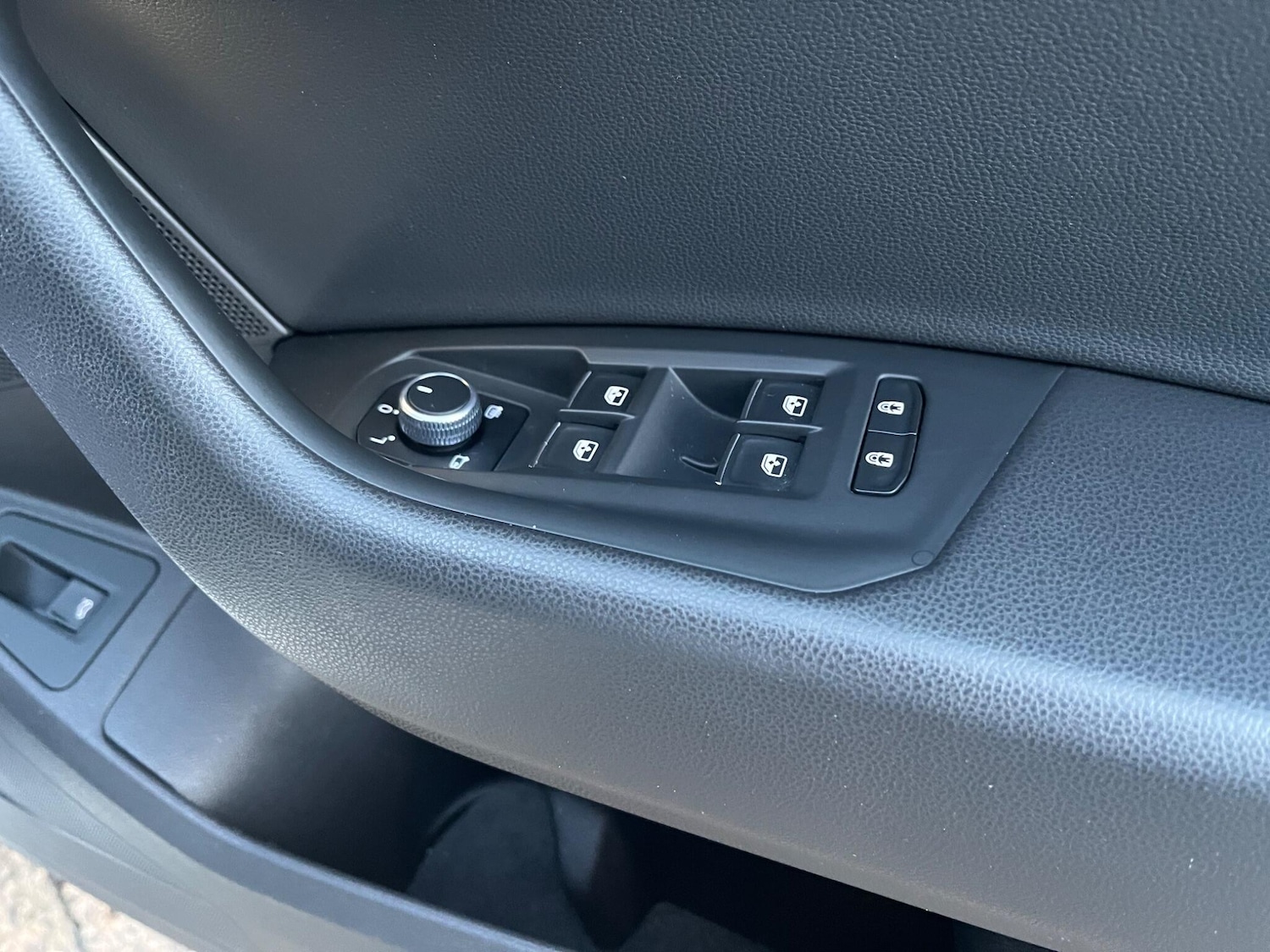 Used Volkswagen Touareg 2019 for sale - 76658863: Photo 31