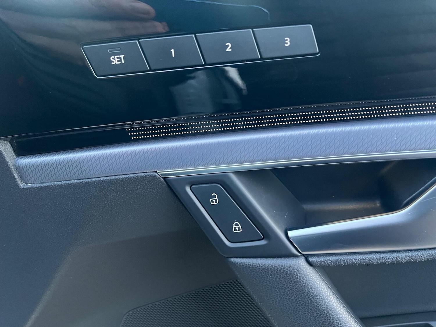 Used Volkswagen Touareg 2019 for sale - 76658863: Photo 32