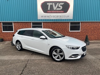 Vauxhall - Insignia