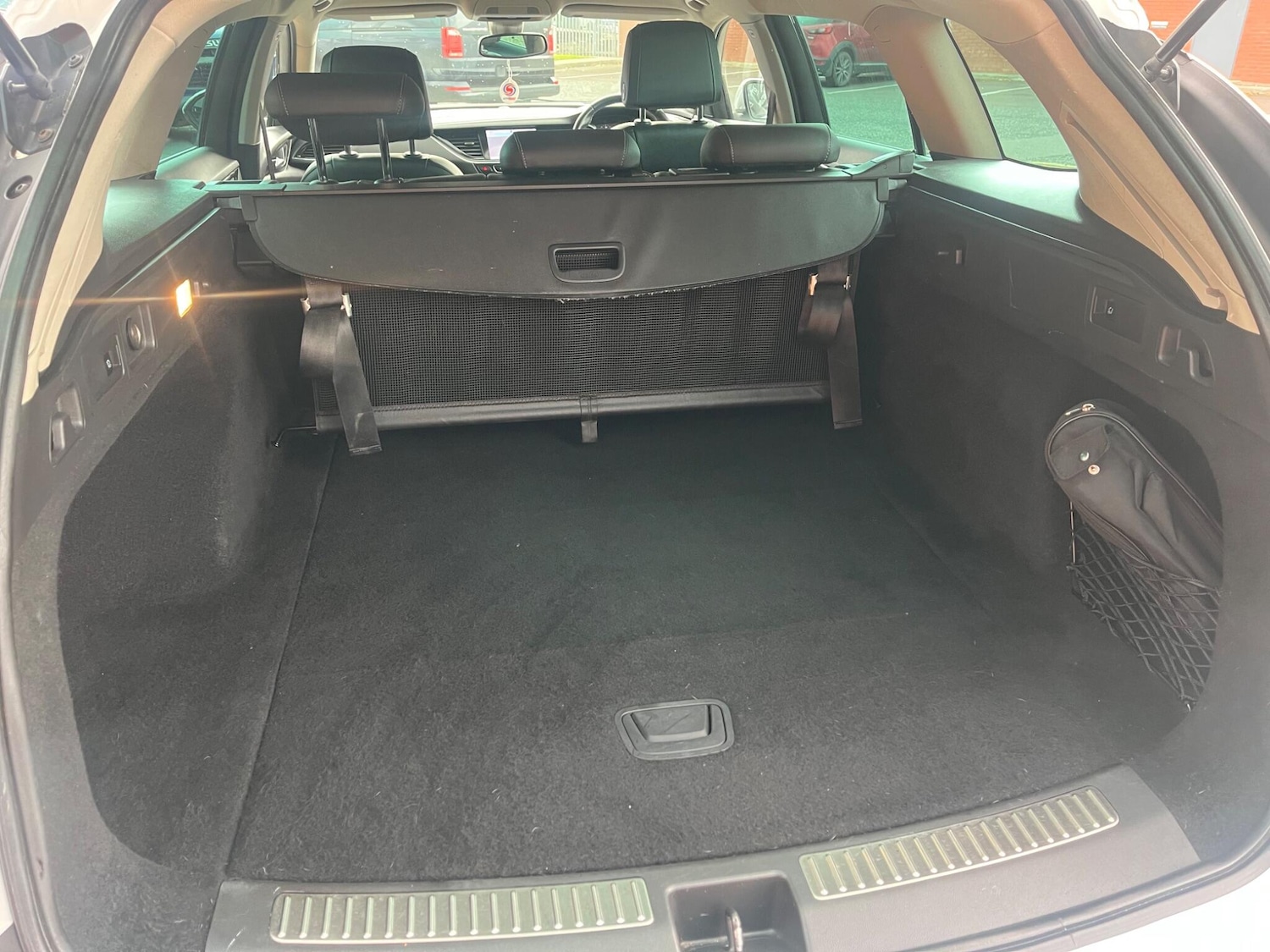 Used Vauxhall Insignia 2018 for sale - 76371385: Photo 24