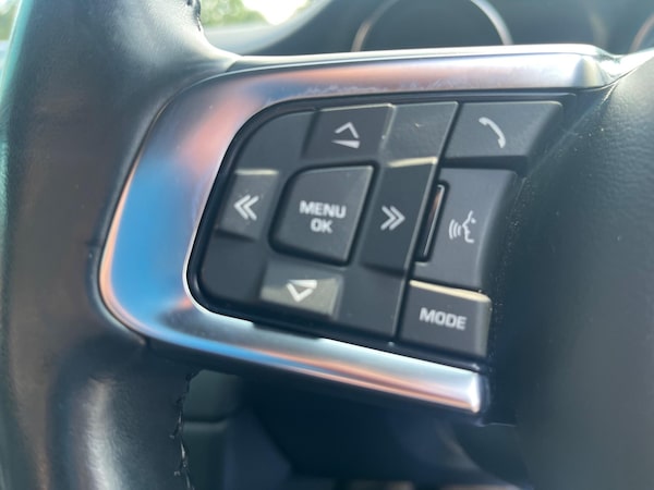 Used Jaguar E-Pace 2018 for sale - 75669282: Photo 24