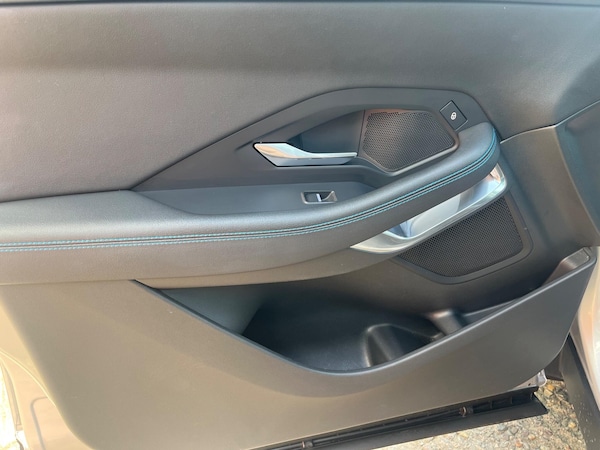Used Jaguar E-Pace 2018 for sale - 75669282: Photo 26
