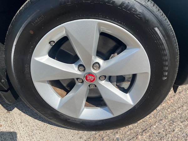 Used Jaguar E-Pace 2018 for sale - 75669282: Photo 34