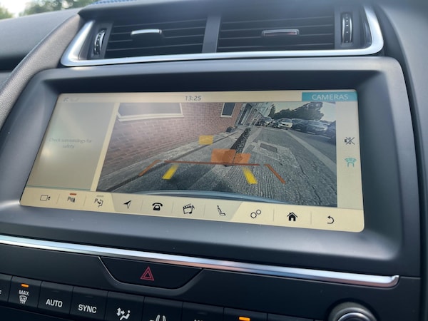 Used Jaguar E-Pace 2018 for sale - 75669282: Photo 5