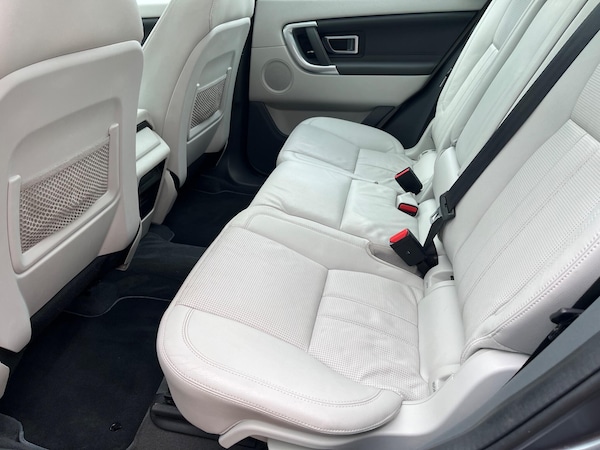 Used Land Rover Discovery Sport 2017 for sale - 76240194: Photo 11