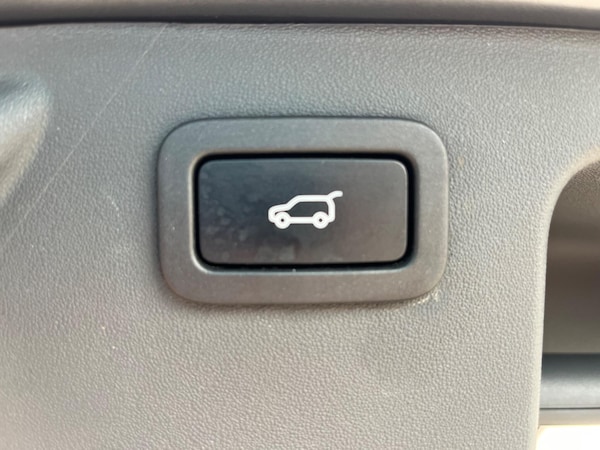 Used Land Rover Discovery Sport 2017 for sale - 76240194: Photo 30