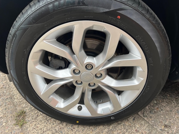 Used Land Rover Discovery Sport 2017 for sale - 76240194: Photo 34