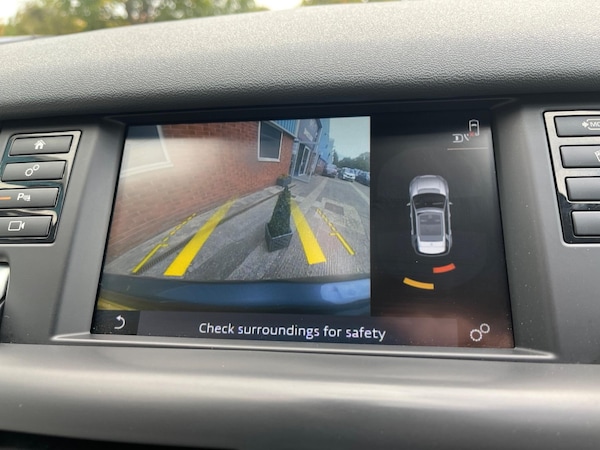 Used Land Rover Discovery Sport 2017 for sale - 76240194: Photo 6