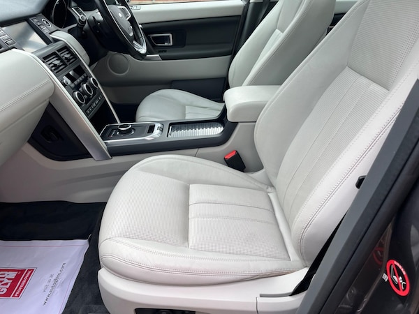Used Land Rover Discovery Sport 2017 for sale - 76240194: Photo 8