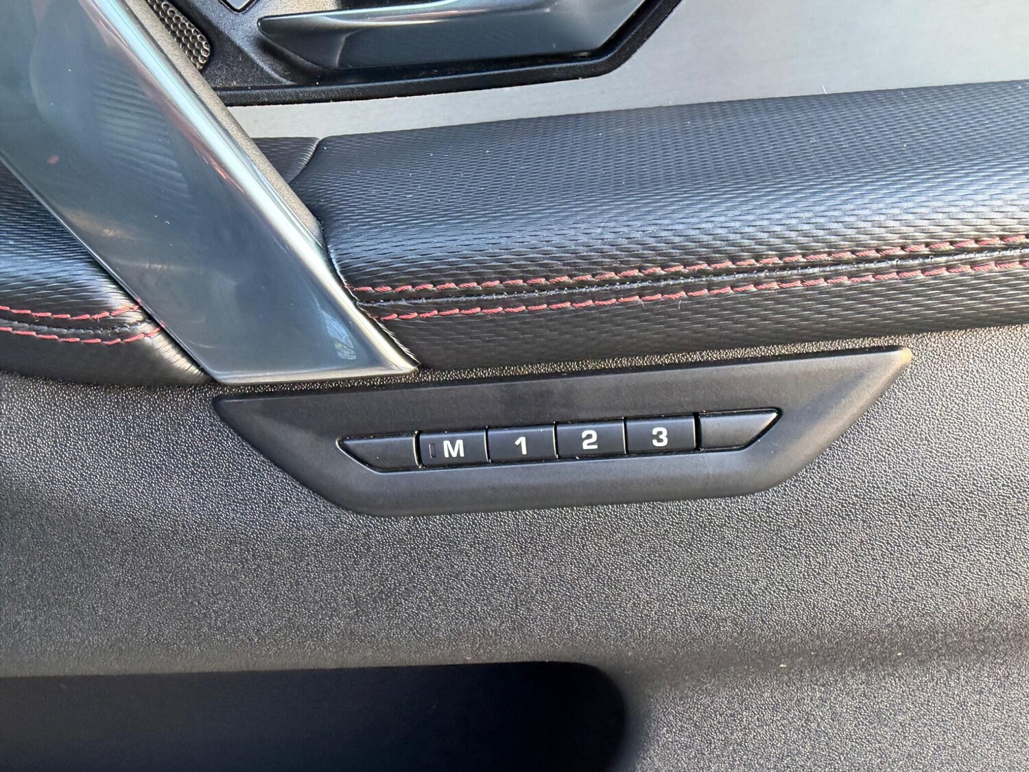 Used Land Rover Discovery Sport 2022 for sale - 77839059: Photo 29