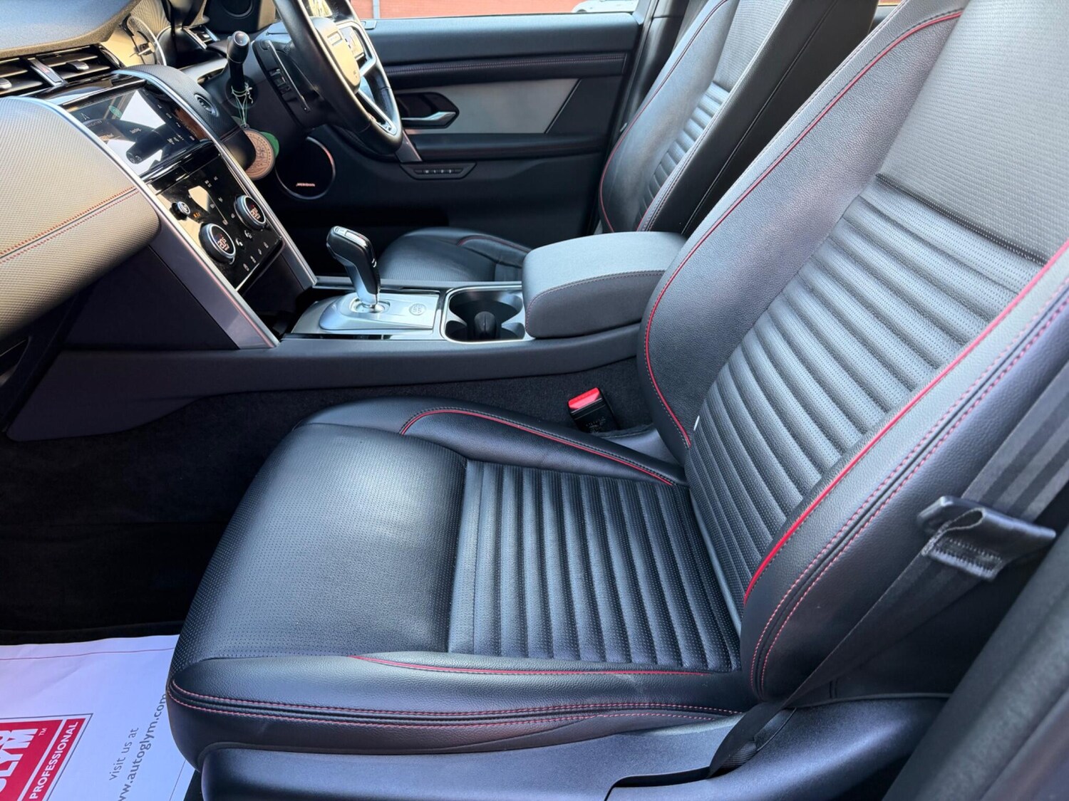 Used Land Rover Discovery Sport 2022 for sale - 77839059: Photo 8