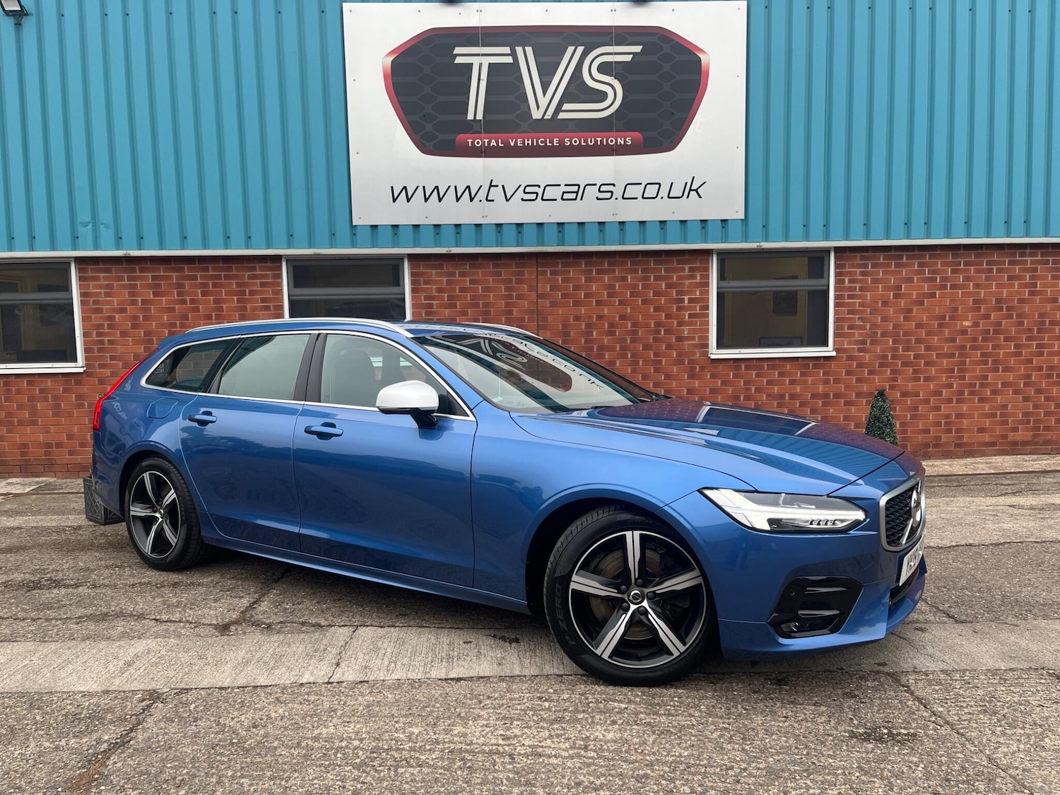 Used Volvo V90 2019 for sale - 76282654: Photo 1