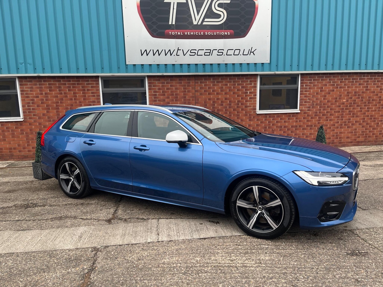 Used Volvo V90 2019 for sale - 76282654: Photo 4