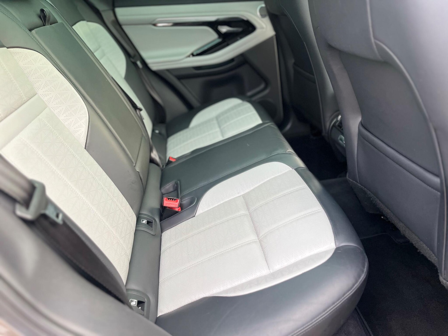 Used Land Rover Range Rover Evoque 2019 for sale - 76994564: Photo 11