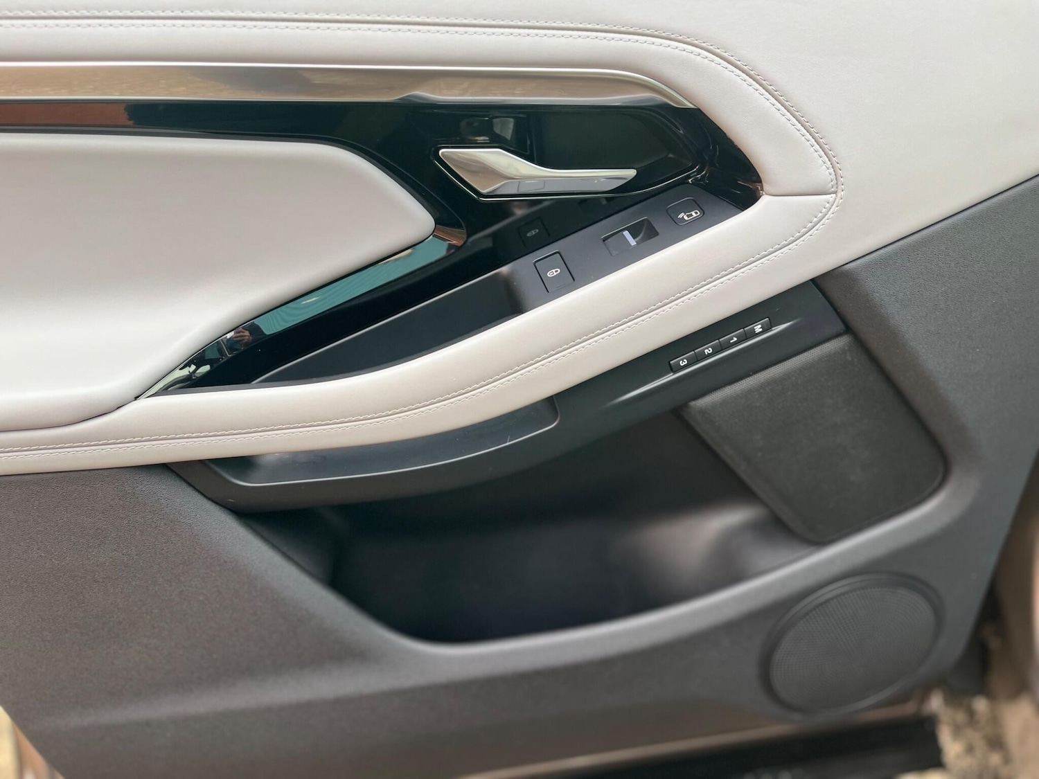 Used Land Rover Range Rover Evoque 2019 for sale - 76994564: Photo 28