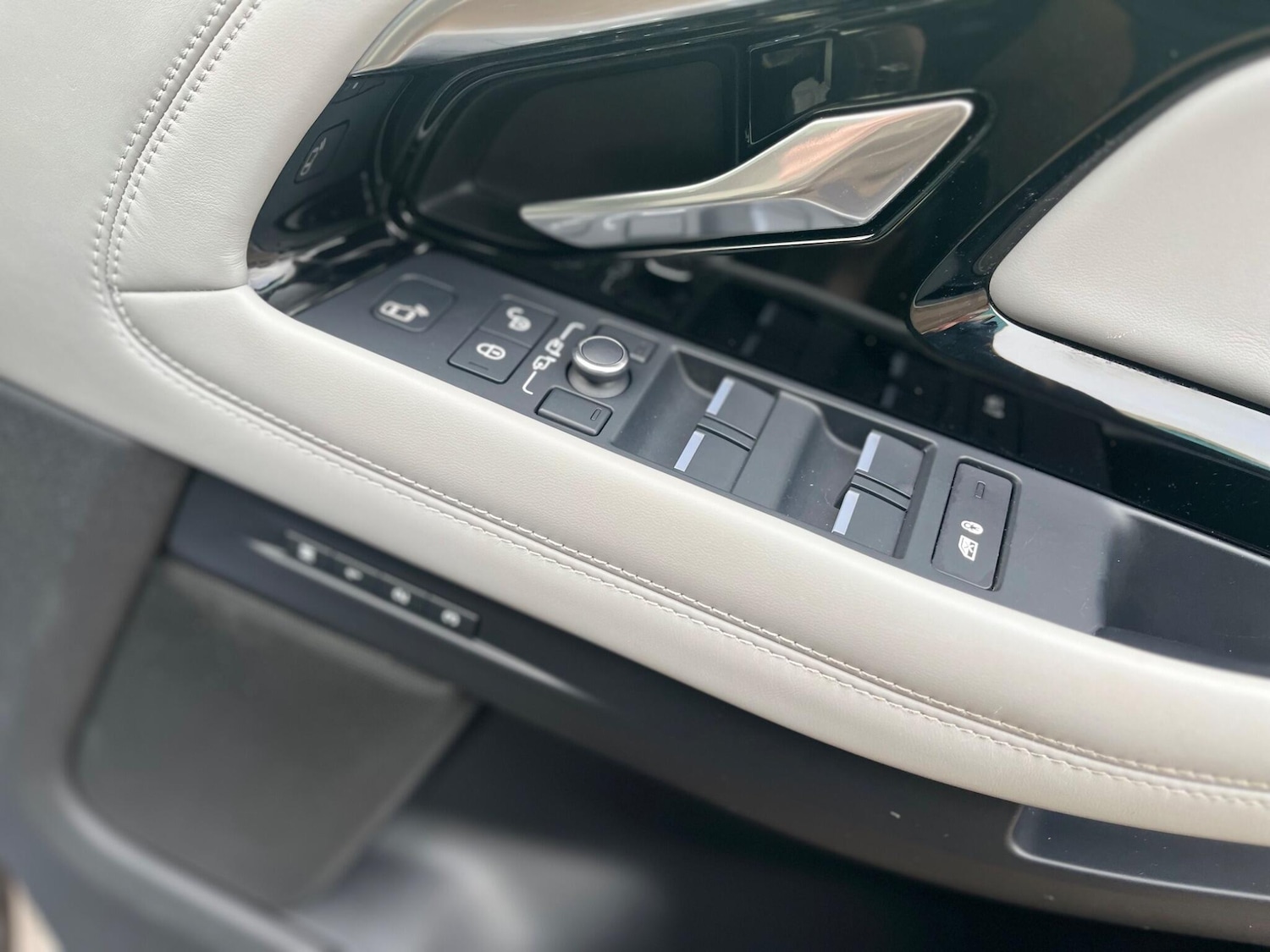 Used Land Rover Range Rover Evoque 2019 for sale - 76994564: Photo 33