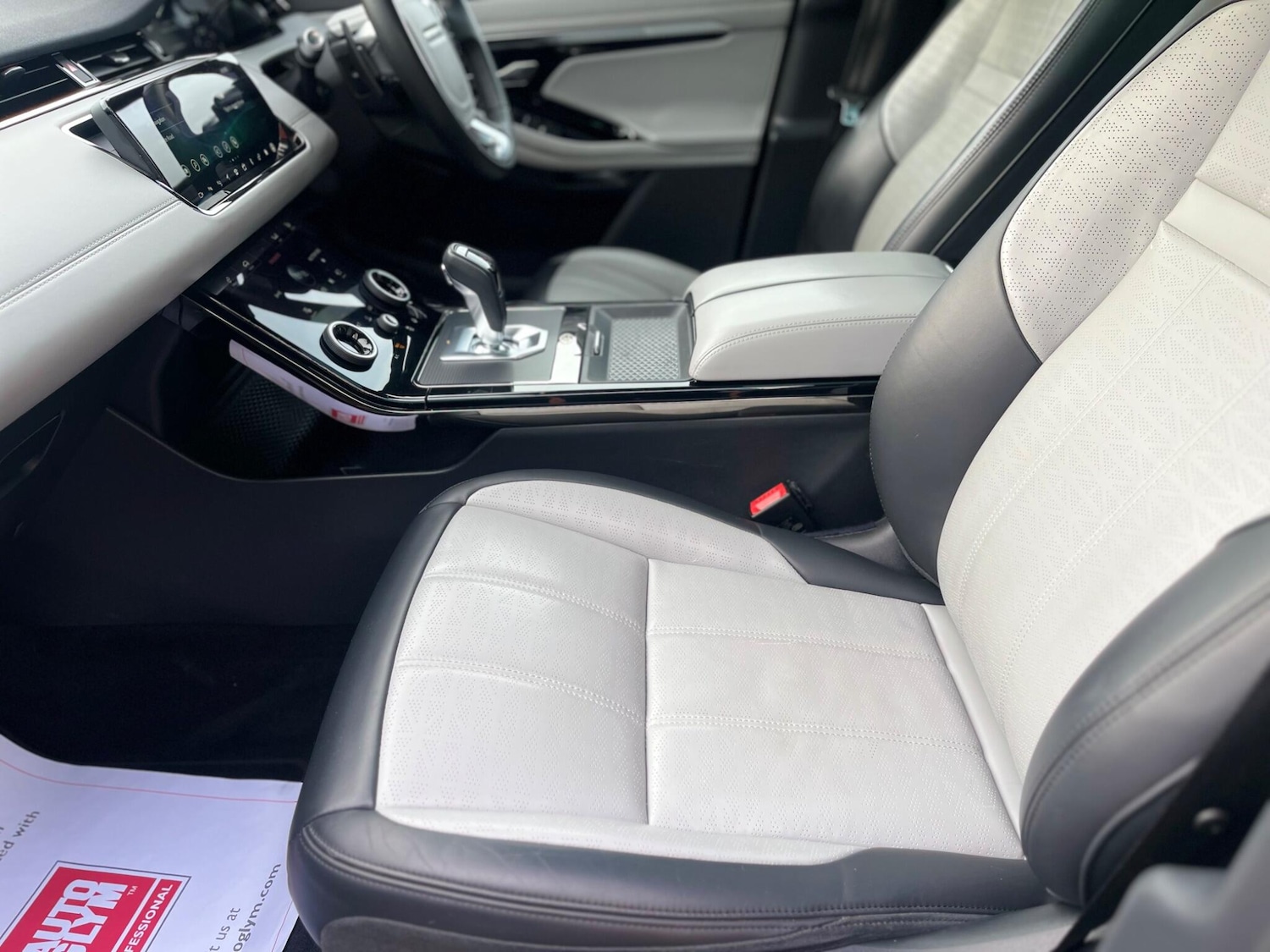 Used Land Rover Range Rover Evoque 2019 for sale - 76994564: Photo 9