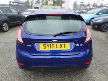 Used Ford Fiesta 2015 for sale - 79107939: Photo
