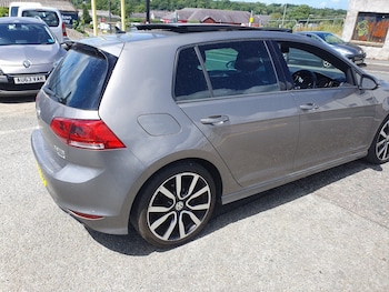 Used Volkswagen Golf 2016 for sale - 79107988: Photo