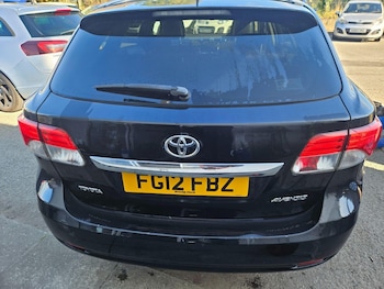 Used Toyota Avensis 2012 for sale - 79107943: Photo