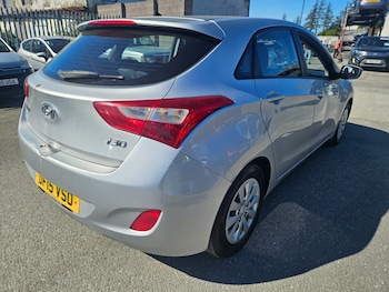 Used Hyundai i30 2015 for sale - 79107945: Photo
