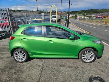 Used Mazda Mazda2 2011 for sale - 79606741: Photo