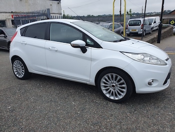 Used Ford Fiesta 2012 for sale - 79107971: Photo