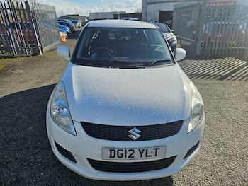 Used Suzuki Swift 2012 for sale - 79107989: Photo