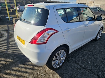 Used Suzuki Swift 2012 for sale - 79107989: Photo