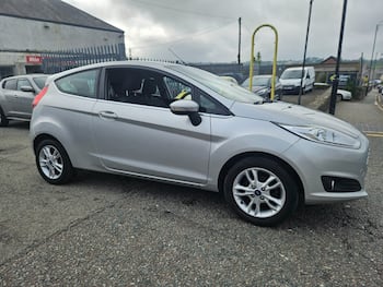 Used Ford Fiesta 2016 for sale - 79674342: Photo
