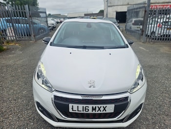 Used Peugeot 208 2016 for sale - 79107992: Photo