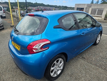 Used Peugeot 208 2012 for sale - 79367955: Photo