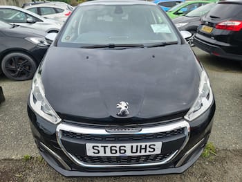 Used Peugeot 208 2016 for sale - 79720351: Photo