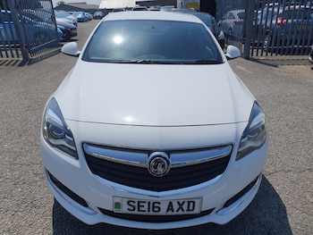 Used Vauxhall Insignia 2016 for sale - 79107982: Photo