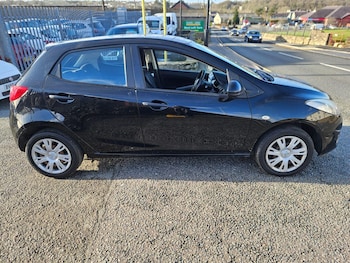 Used Mazda Mazda2 2013 for sale - 79107908: Photo