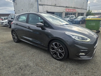Used Ford Fiesta 2017 for sale - 79438748: Photo