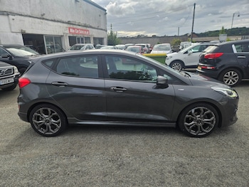 Used Ford Fiesta 2017 for sale - 79438748: Photo